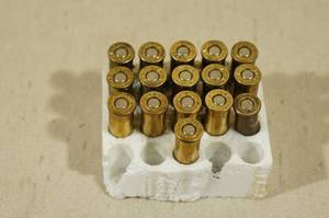 lot 109 image: 16 Rounds .32 Cal LRN Ammo