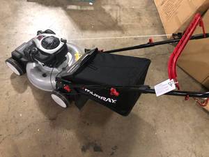 lot 18 image: Murray 22 in. 140 cc Briggs & Stratton Walk Behind Gas Self-Propelled Lawn Mower with Front Wheel Drive and Bagger Customer Returns See Pictures