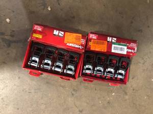 lot 26 image: Lot of 2 Husky 12 ft. x 1 in. Ratchet Tie Down with S Hook (4-Pack) Customer Returns See Pictures