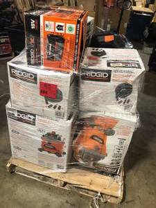 lot 42 image: Pallet of Ridgid WetDry Shop Vacs Customer Returns See Pictures