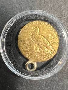 1926 US $2.50 GOLD INDIAN WITH ADDED BEZEL IN AIRTITE