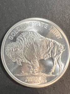 1 TROY OZ .999 FINE SILVER THE GOLDEN STATE MINT ROUND