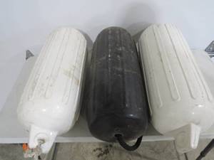 lot 6 image: 3 Piece Lot of Boat Bumpers