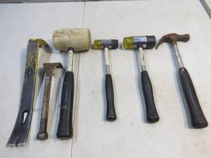 lot 34 image: Mixed Lot of HammersMallets and Pry Bars