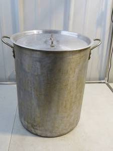 lot 49 image: Turkey Deep Fryer Kettle