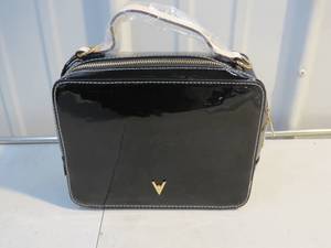 lot 68 image: New - Vanessa Williams Patent Leather Bag