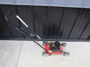 lot 76 image: Trim-A-Lawn 15 Multi-Line Trimmer - Not Tested