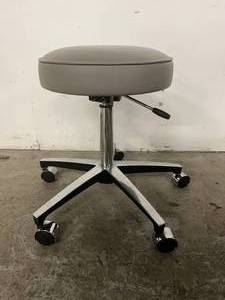 lot 13 image: MSRP $450 SteelCraft Round Extra Thick Seat&nbspProfessional Doctors Exam&nbspPneumatic Lift Seat Height Adjusting&nbspStool - Excellent Condition