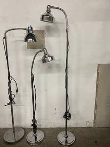 lot 18 image: Lot Of 3 Nightingale Cool Touch Chrome Gooseneck Telescoping Industrial Medical Exam Lights&nbspLamps - Excellent Condition Super Chic For Your Industrial Look Reading Light Or Mechanics Garage