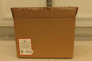 lot 7 image: Mr. Pen Mesh Monitor Stand Desk Organizer