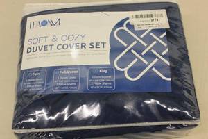 lot 11 image: LEANAME Soft & Cozy Duvet Cover Set Navy