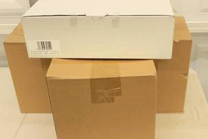 lot 71 image: 3ct Graduation Party Favors  Paper Tableware
