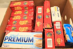 lot 161 image: 25ct Bulk Crackers Damaged Packaging - See Pictures
