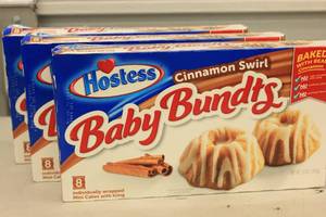 lot 151 image: 3ct Hostess Cinnamon Swirl Baby Bundts 8-Pack