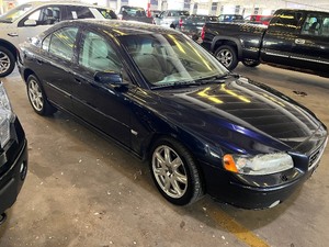 2005 Volvo S60 2.5T AWD
