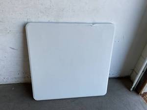 lot 114 image: Granite White 2.85 Ft. Square Plastic Folding Table