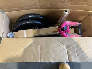 lot 184 image: Strider Classic 12 inch Pink Kids Balance Bike