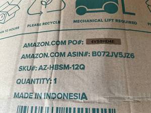 lot 201 image: ZINUS 12 Inch Green Tea Cooling Gel Memory Foam Hybrid Queen Size Mattress