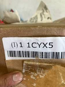 lot 265 image: Indoor 18 inch. Round Acrylic Convex Mirror