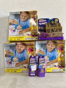 lot 273 image: LOT OF 6 Play-Doh and Kinetic Sand