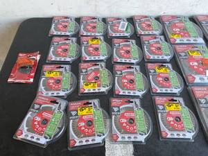 lot 229 image: LOT OF 32 Diablo Diamond Rim 4.5 inch Segmented Blades and 7 inch Turbo Blades for Masonry Cuts