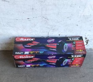 lot 44 image: Razor Hovertrax Lux Hoverboard with Animated Lights