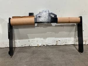 lot 62 image: Draw-Tite Class 4 Black 2-Inch Receiver Trailer Hitch