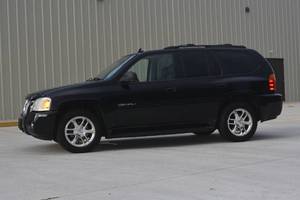 2008 GMC Envoy 4WD 4 door Denali