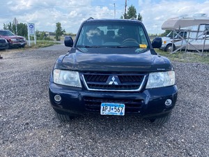 2003 Mitsubishi Montero