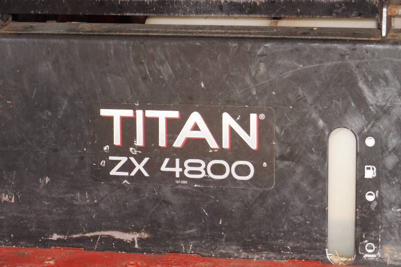 2015 Toro Titan ZX 4800 Zero Turn Lawnmower | 2015 Toro Titan 