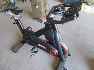 lot 5 image: Brand New Star Track Studio 5 spin ...