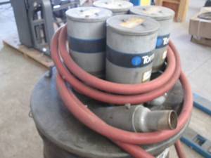 lot 35 image: Tornado jumbo vacuum Quad Venturi -...