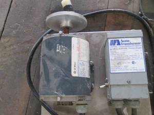 lot 38 image: General Electric motor with Acme tr...