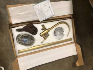 lot 49 image: Votamuta Bathroom Sink Faucet Antique Brass