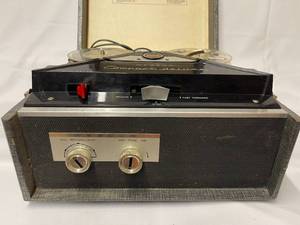 lot 106 image: Vintage Webcor Compact Deluxe Reel To Reel Recorder Model EP2202-1