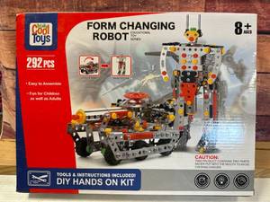 292pc Form Changing Robot Metal Erector Toy