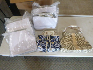 lot 8 image: 7 CJ Banks Purses