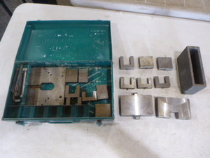 lot 16 image: Yamaha Crank Shaft Jigs