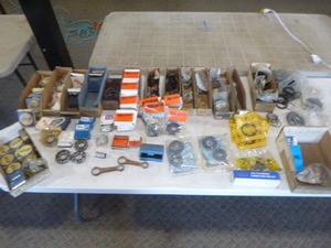lot 17 image: Lot of Ball Bearings