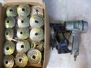 lot 58 image: Hitachi 1 34 Coil Nailer