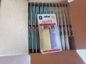 lot 70 image: 24 Packs of 2 Lighters