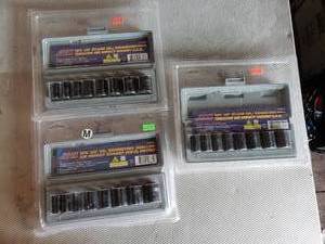 lot 180 image: 3 Sets of Sockets