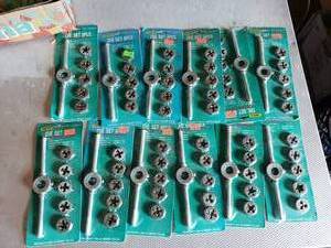 lot 193 image: Lot of 12 Metric Die Sets