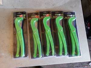 lot 202 image: Lot of 5 Flex Tubing Cutters