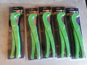 lot 203 image: Lot of 5 Flex Tubing Cutters