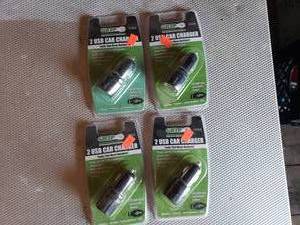 lot 265 image: Lot of 4 - 2 USB Car Chargers