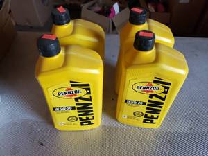 lot 289 image: Lot of 4 Quarts 5w20 Pennzoil