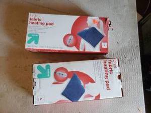 lot 300 image: Lot of 2 Fabric Heating Pads