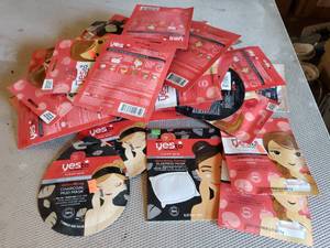 lot 320 image: Pile of Facial Mask Items