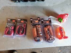 lot 359 image: Pet Safety Belts, Coiled Tie Out Lines, Toys